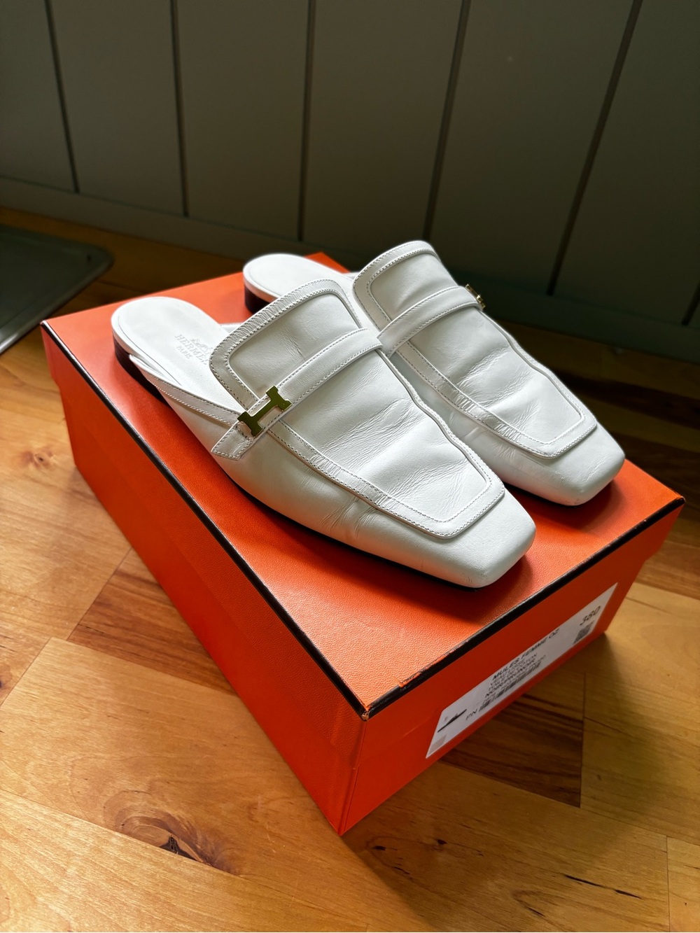 Hermès Oz Mule Loafers White Leather Gold H Hardware Size 38 w/ Box